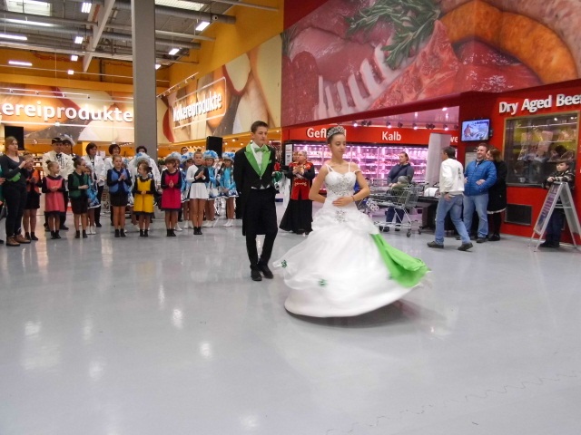 P1100353.JPG